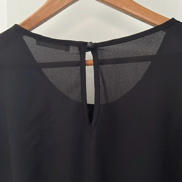 black Top with sheer sleeves A’gaci - Picture 9 of 9